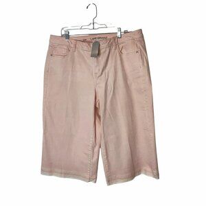 NWT Lane Bryant Pink Denim Capi With Frayed Hem Size 18